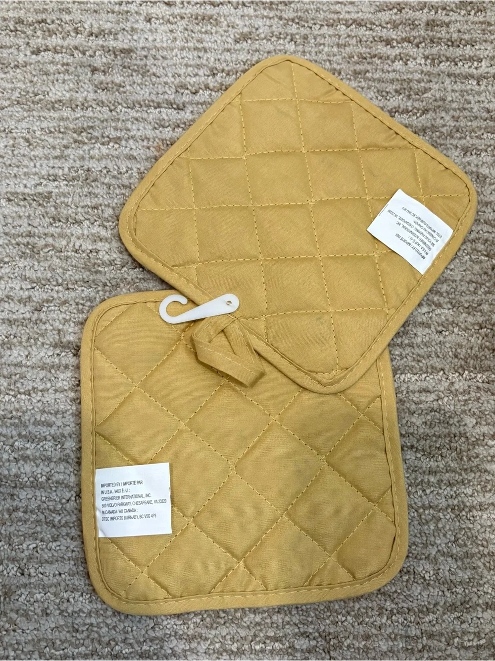 NWT Home Collection 2 Rooster Hot Pads - Pot Holders
